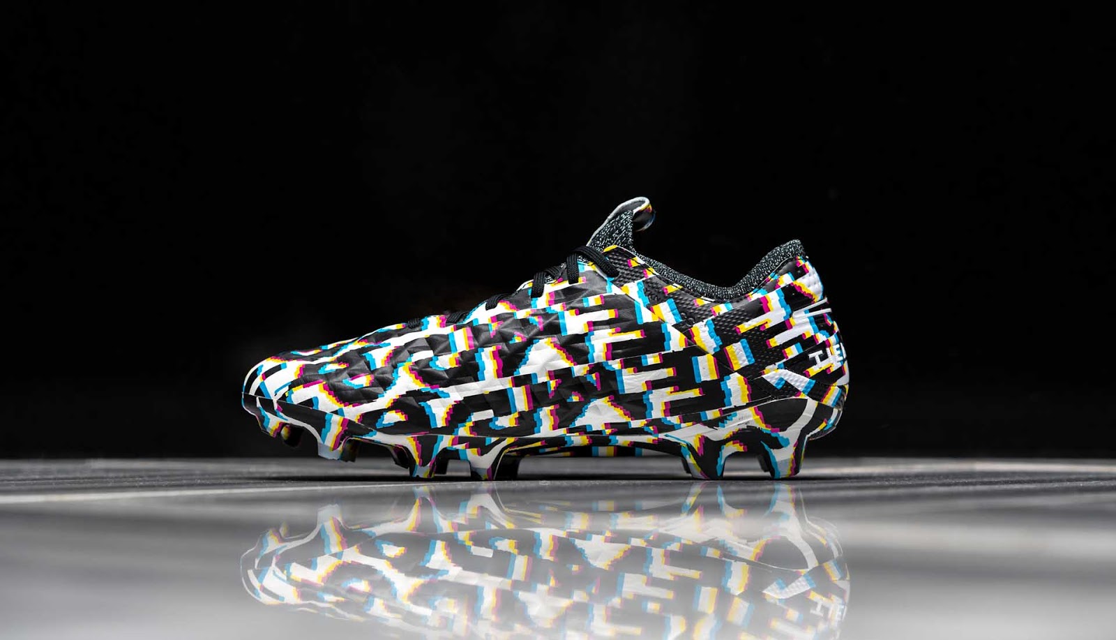 Nike tiempo hot sale dazzle